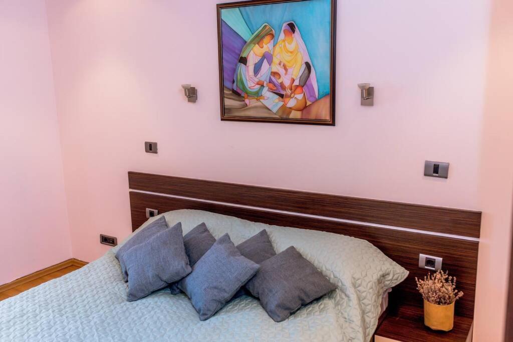 Sea View Apartment Next To Sea Garden And Beach 바르나 외부 사진